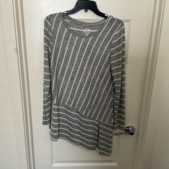 Maurice’s Grey and White Striped Tunic - Size XS - Picture 1 of 7